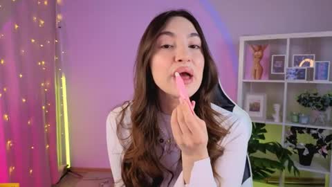 Melissa online show from May 2026 04:19:01 AM