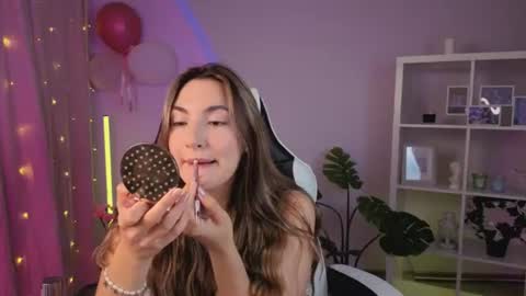 Melissa online show from August 2026 03:43:01 AM