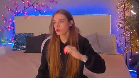 MelissaCrayzy online show from December 2025 06:30:02 AM