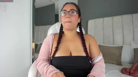 Snapshot of melissakarterrs chatting on February 2025 12:04:02 PM M E L I S S A online show from February 2025 12:04:02 PM