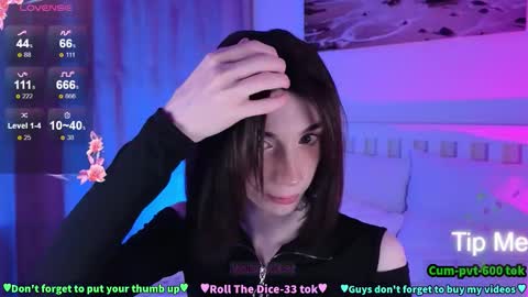 Snapshot of melissaober chatting on December 2025 07:28:01 AM Melissa or abbreviated Mel or Lis online show from December 2025 07:28:01 AM