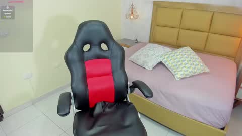 Snapshot of melissarouge chatting on September 2025 07:39:01 PM online show from September 2025 07:39:01 PM