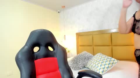 Snapshot of melissarouge chatting on October 2025 08:00:02 PM online show from October 2025 08:00:02 PM