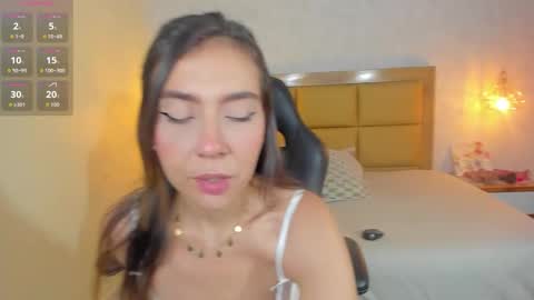 Snapshot of melissarouge chatting on November 2025 07:35:02 PM online show from November 2025 07:35:02 PM