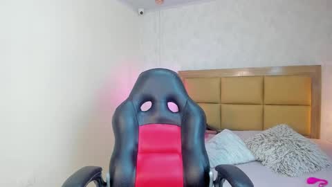 Snapshot of melissarouge chatting on February 2026 07:46:01 PM online show from February 2026 07:46:01 PM