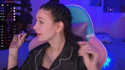 Freya  IM NONUDE online show from January 2025 09:14:02 PM