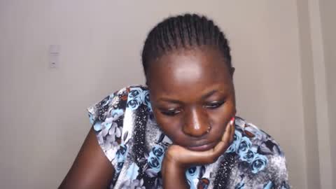 Snapshot of mellanin_pretty_ chatting on December 2025 08:27:02 PM . online show from December 2025 08:27:02 PM