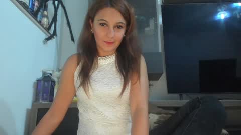 Snapshot of mellbell_ chatting on October 2025 06:51:01 PM MellyMell online show from October 2025 06:51:01 PM