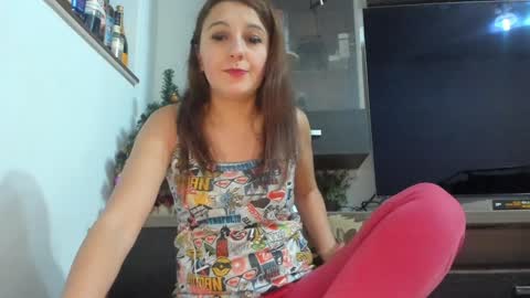 Snapshot of mellbell_ chatting on December 2025 07:51:02 PM MellyMell online show from December 2025 07:51:02 PM