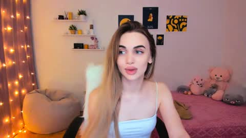 Tessa online show from January 2025 11:45:02 PM