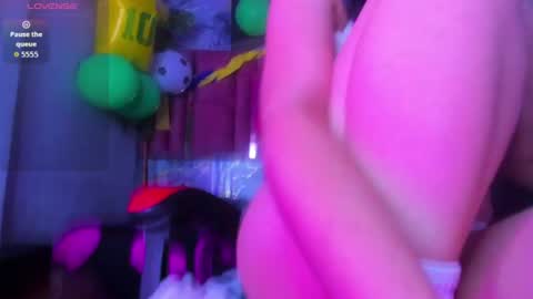 melllks online show from July 2026 08:57:01 PM