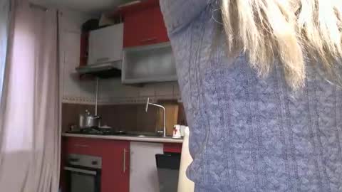 Melly online show from March 2026 07:22:02 AM