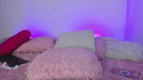    online show from March 2025 01:48:01 PM