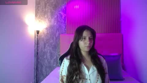 Melody online show from October 2025 08:37:02 PM