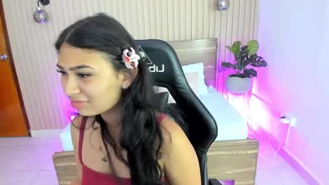 Melody  online show from February 2025 03:25:02 PM