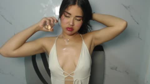 melody phillips online show from May 2026 08:23:01 AM