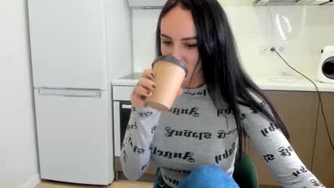 Masha online show from December 2025 09:50:02 AM