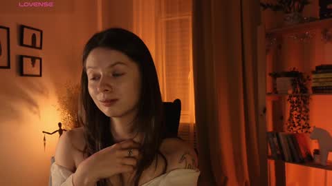 melody  online show from December 2024 02:44:01 PM