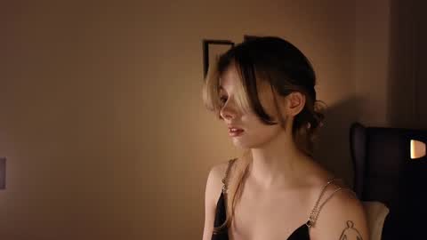 melody  online show from January 2025 02:42:01 PM