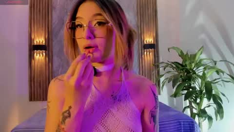 melodylanee online show from April 2026 11:04:02 AM