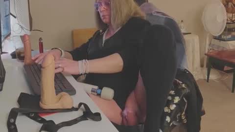 Snapshot of melodyredux_62 chatting on February 2026 03:29:01 PM Melody online show from February 2026 03:29:01 PM