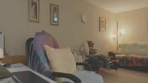 Melody online show from April 2026 02:47:02 PM