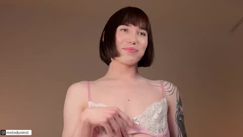 Snapshot of melodyxlove chatting on December 2025 07:03:02 AM Melody 3 - online show from December 2025 07:03:02 AM