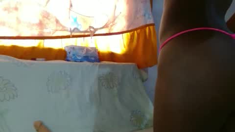 Snapshot of mely1002 chatting on October 2025 01:46:02 PM mely tomson online show from October 2025 01:46:02 PM