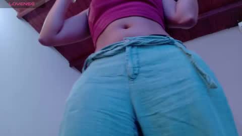 Maelly online show from April 2026 07:23:02 PM