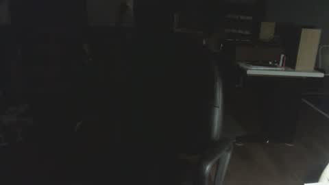 Snapshot of memberjames chatting on January 2025 03:48:01 AM I am usually high and horny...lol online show from January 2025 03:48:01 AM