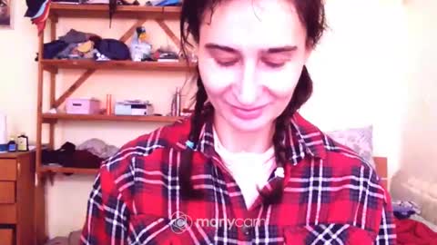 Snapshot of memorningdew chatting on January 2025 12:33:01 PM Yummygirl online show from January 2025 12:33:01 PM