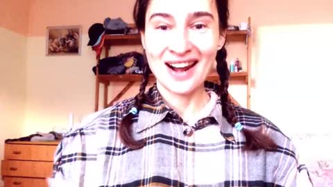 Snapshot of memorningdew chatting on January 2025 06:40:01 AM Yummygirl online show from January 2025 06:40:01 AM