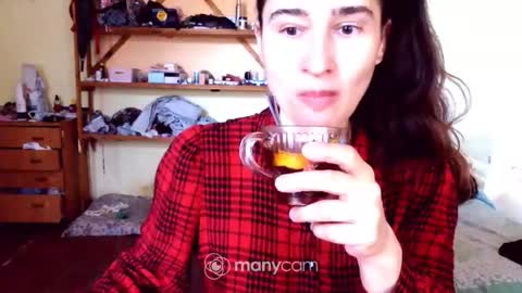 Snapshot of memorningdew chatting on September 2025 05:42:01 AM Yummygirl online show from September 2025 05:42:01 AM