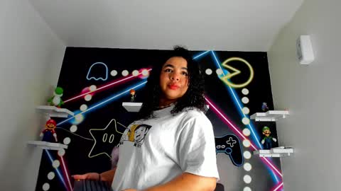 Snapshot of memphiswilliams chatting on March 2025 02:28:02 AM Memphis Williams online show from March 2025 02:28:02 AM