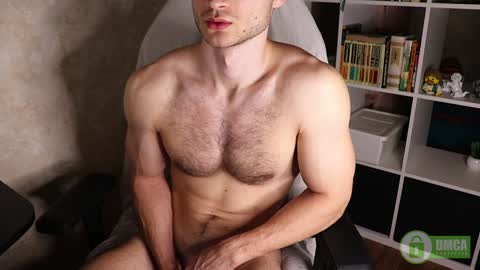 Snapshot of memuro_one chatting on December 2024 10:53:02 AM Nick online show from December 2024 10:53:02 AM