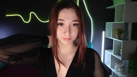 Snapshot of mencialo chatting on December 2024 01:07:02 AM Mencialo online show from December 2024 01:07:02 AM