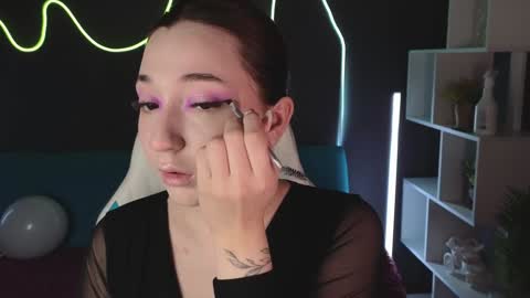 Snapshot of mencialo chatting on December 2024 01:47:02 AM Mencialo online show from December 2024 01:47:02 AM