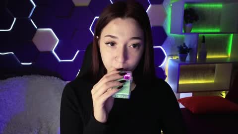 Snapshot of mencialo chatting on December 2024 01:50:01 AM Mencialo online show from December 2024 01:50:01 AM