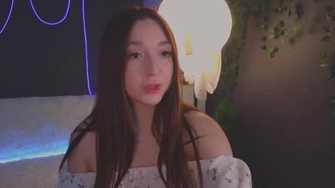 Snapshot of mencialo chatting on October 2025 02:04:01 AM Mencialo online show from October 2025 02:04:01 AM