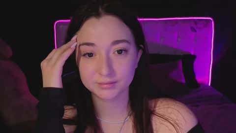 Snapshot of mencialo chatting on November 2025 09:12:02 AM Mencialo online show from November 2025 09:12:02 AM