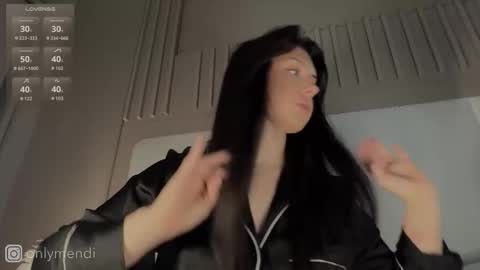 menndi online show from September 2025 08:39:02 AM