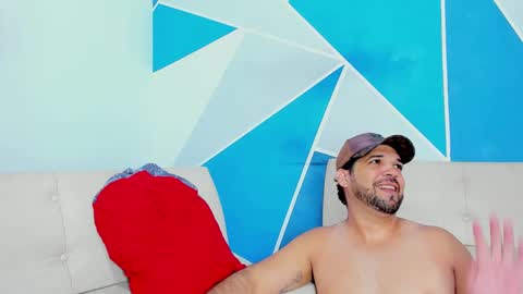 Snapshot of mens_starplus19 chatting on January 2025 02:39:01 PM alexis chubby and jose online show from January 2025 02:39:01 PM