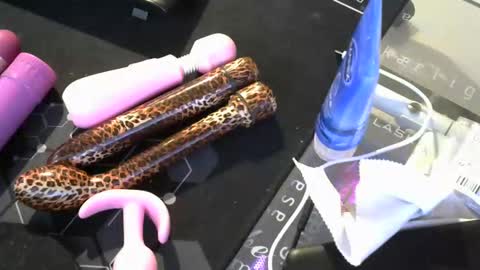 Snapshot of mentosgum chatting on September 2025 08:54:02 PM mentosgum online show from September 2025 08:54:02 PM