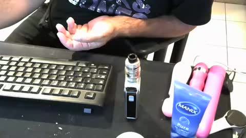 Snapshot of mentosgum chatting on October 2025 09:57:01 PM mentosgum online show from October 2025 09:57:01 PM