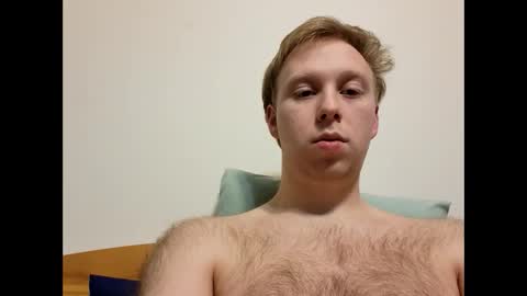 Snapshot of meow732 chatting on December 2025 01:44:01 AM meow732 online show from December 2025 01:44:01 AM