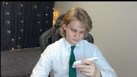 Mickey online show from December 2024 05:26:02 PM