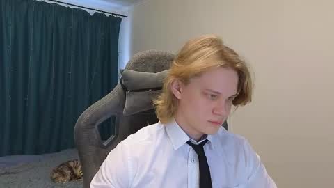 Mickey online show from February 2025 04:54:01 AM