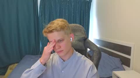 Mickey online show from September 2025 12:06:01 PM