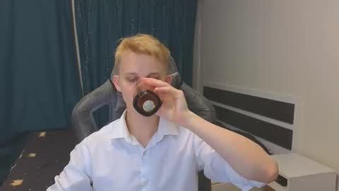 Mickey online show from November 2025 02:57:02 PM