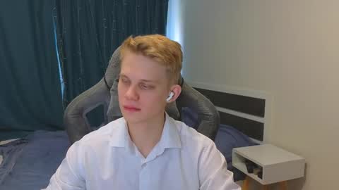 Mickey online show from November 2025 08:58:01 AM